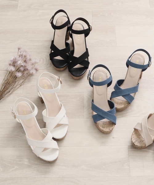 Honeys（ハニーズ）の「クロスサンダル（サンダル・レディース・ホワイト/ブラック/ベージュ/ブルー・M/L/S）」の17枚目の写真