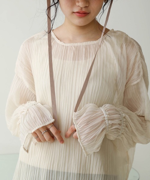 Bab(バブ)の「【WEB限定】前後2wayウェーブプリーツトップス(シャツ/ブラウス・レディース・ライム/ホワイト系その他/キャメル・38)」の7枚目の写真