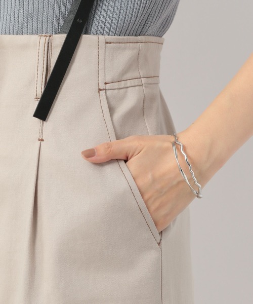 Heather（ヘザー）の「フロントスリットサスツキＩラインスカート　947724（スカート・レディース・ブラック/ベージュ・FREE）」の11枚目の写真