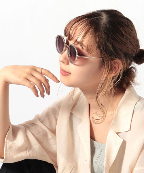 fredy repit（フレディレピ）の「ラウンドメタルピンチフレームサングラス（サングラス・レディース・ベージュ/グレー・FREE）」の5枚目の写真