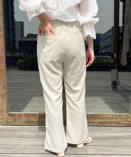 apres jour（アプレジュール）の「ラテカラーフレアパンツ【ZOZOTOWN限定アイテム】【5AP】（その他パンツ・レディース・アイボリー/ブラウン系その他/ピンクベージュ/ライトベージュ・SMALL/MEDIUM/X-LARGE）」の8枚目の写真