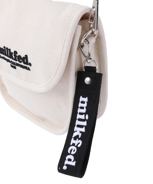MILKFED.（ミルクフェド）の「ROUND CANVAS SHOULDERBAG MINI（ショルダーバッグ・レディース・ライトピンク/ブラック/ベージュ/ホワイト・ONE SIZE）」の14枚目の写真