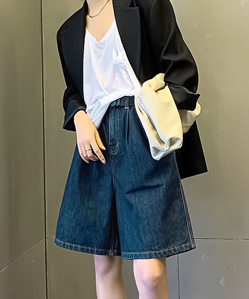 me+em select(ミームセレクト)の「★ハイウエストデニムバミューダパンツ(デニムパンツ・レディース・ブルー/ネイビー・LARGE/MEDIUM)」の13枚目の写真