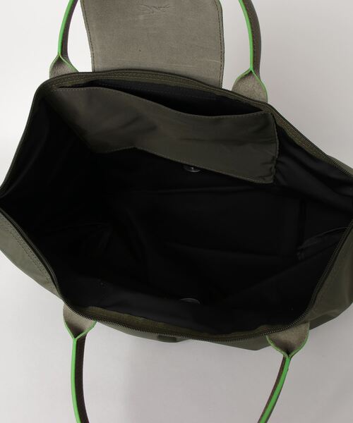 ECHELLE Liberte(エシェルリベルテ)の「LONGCHAMP LE PLIAGE CLUB ロンシャン ル・プリアージュ クラブ ハンドバッグ(ハンドバッグ・レディース・ピンク/ブラック/レッド/オレンジ/ネイビー/グリーン/ピンクベージュ/ブルー/パープル/ガンメタ/プラム/ブルー系その他/ベビーピンク/ブルー系/ホワイト/ブラウン・FREE)」の20枚目の写真