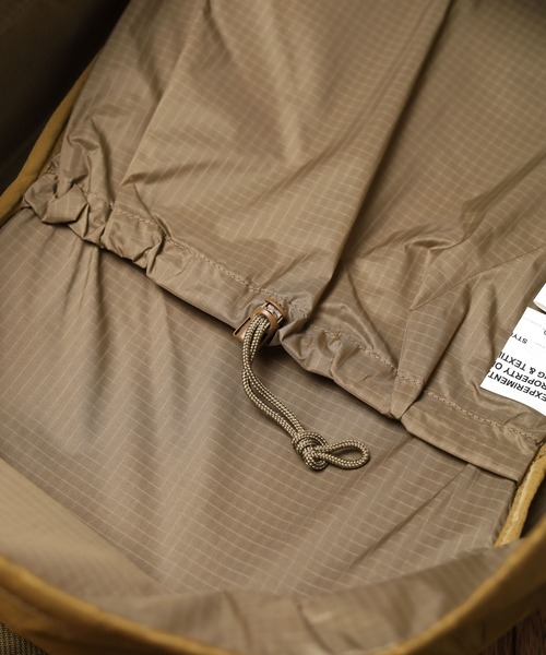 MAKAVELIC（マキャベリック）の「【62】【it】【MAKAVELIC×T.S.O.P】 BACKPACK the 2nd（バックパック/リュック・メンズ・ベージュ/ブラック・FREE）」の11枚目の写真