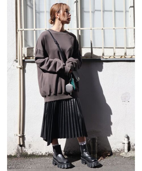 EVRIS（エヴリス）の「レザーライクランダムプリーツスカート（スカート・レディース・ブラック/グリーン・SMALL/MEDIUM）」の18枚目の写真