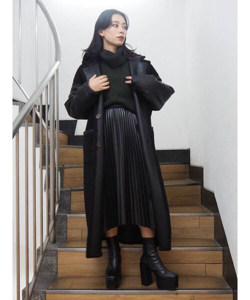 EVRIS（エヴリス）の「レザーライクランダムプリーツスカート（スカート・レディース・ブラック/グリーン・SMALL/MEDIUM）」の22枚目の写真