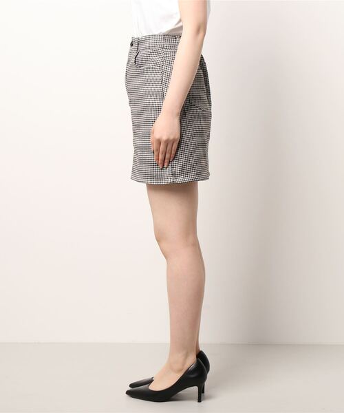 SPINNS（スピンズ）の「【セットアップ対応商品】チェックデザイン ミニスカート（スカート・レディース・ブラウン系1/ベージュ系1/ベージュ系2/グレー系2・ONESIZE）」の5枚目の写真