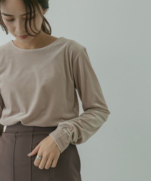 KBF+（ケービーエフプラス）の「KBF+　ベロアロングTシャツ∴（Tシャツ/カットソー・レディース・チャコールグレー/グリーン/ベージュ系その他・ONE）」の22枚目の写真