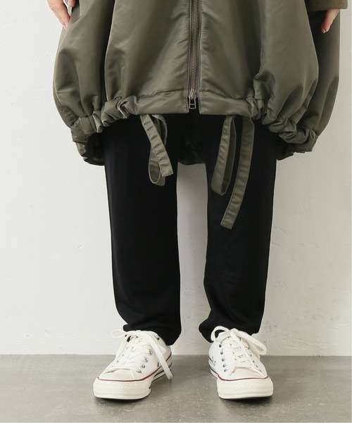 JOURNAL STANDARD LUXE（ジャーナルスタンダード　ラックス）の「ナイロンナカワタミリタリーリブコート◆（ナイロンジャケット・レディース・ブラック/カーキ・FREE）」の8枚目の写真