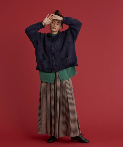 Libra Cue(リブラ キュー)の「カウチンカーディガン(カーディガン/ボレロ・レディース・ネイビー/アイボリー/レッド・FREE)」の15枚目の写真