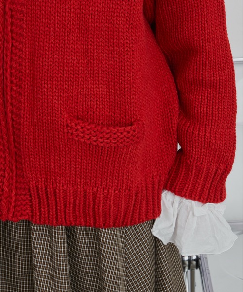 Libra Cue(リブラ キュー)の「カウチンカーディガン(カーディガン/ボレロ・レディース・ネイビー/アイボリー/レッド・FREE)」の8枚目の写真