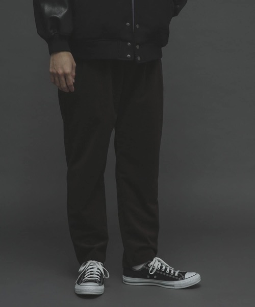 SENSE OF PLACE by URBAN RESEARCH（センスオブプレイスバイアーバンリサーチ）の「コーデュロイタックテーパードパンツ（その他パンツ・メンズ・ブラック/パープル/ブラウン/グレー/ライトベージュ/ベージュ・MEDIUM/LARGE）」の4枚目の写真