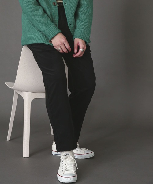 SENSE OF PLACE by URBAN RESEARCH（センスオブプレイスバイアーバンリサーチ）の「コーデュロイタックテーパードパンツ（その他パンツ・メンズ・ブラック/パープル/ブラウン/グレー/ライトベージュ/ベージュ・MEDIUM/LARGE）」の2枚目の写真