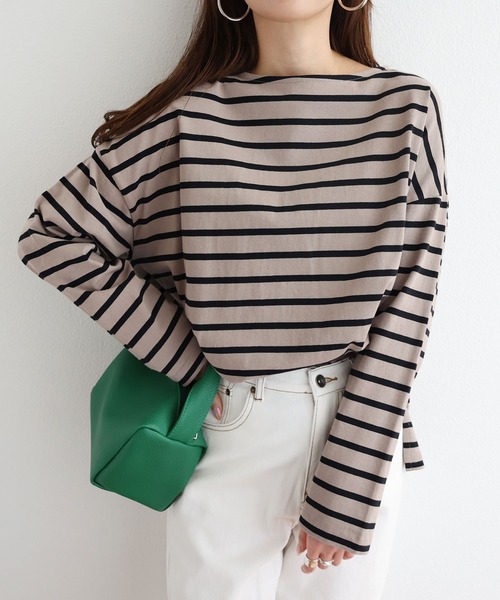 andme（アンドミー）の「コットン長袖オーバーサイズボーダーTシャツ（Tシャツ/カットソー・レディース・ベージュ系その他/ホワイト×パープル/グレイッシュベージュ/ホワイト×ブラック/ホワイト×ブルー/ホワイト×ピンク・M）」の6枚目の写真