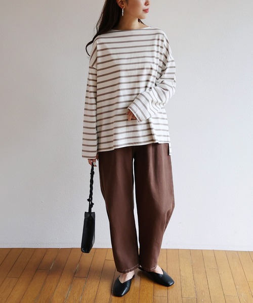 andme（アンドミー）の「コットン長袖オーバーサイズボーダーTシャツ（Tシャツ/カットソー・レディース・ベージュ系その他/ホワイト×パープル/グレイッシュベージュ/ホワイト×ブラック/ホワイト×ブルー/ホワイト×ピンク・M）」の10枚目の写真