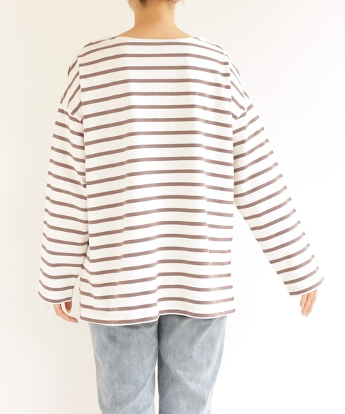 andme（アンドミー）の「コットン長袖オーバーサイズボーダーTシャツ（Tシャツ/カットソー・レディース・ベージュ系その他/ホワイト×パープル/グレイッシュベージュ/ホワイト×ブラック/ホワイト×ブルー/ホワイト×ピンク・M）」の15枚目の写真