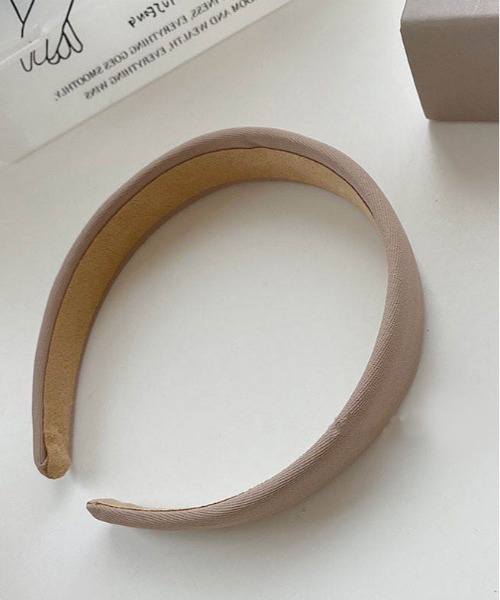 ammy.(エイミードット)の「【 ammy. / エイミードット 】 ナチュラルカラー ワイド カチューシャ(カチューシャ・レディース・ベージュ/ブラウン/ブラック/アイボリー・FREE)」の7枚目の写真