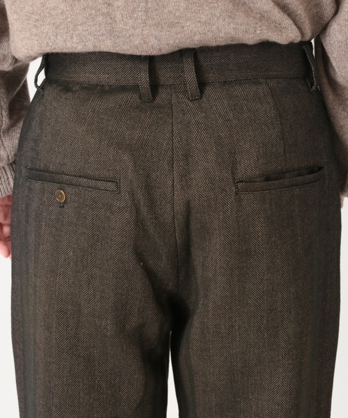 JOURNAL STANDARD(ジャーナルスタンダード)の「ツィーディーヘリンボン ブッチャー1タックパンツ(スラックス・メンズ・ブラウン/ライトブラウン/ブラック/ベージュ・MEDIUM/SMALL/LARGE)」の7枚目の写真