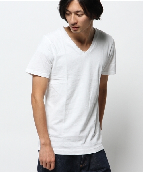 three dots（スリードッツ）の「Begin 6月号掲載／Brad ブラッド / ディープVネック（Tシャツ/カットソー・メンズ・ネイビー/ホワイト/ブラック/杢グレー/ライトイエロー/ブルー/ダークグレー/ブルーグレー/オフホワイト/カリビアンブルー/ピンク系その他/ブル－グレ－・LARGE/SMALL/MEDIUM）」の2枚目の写真