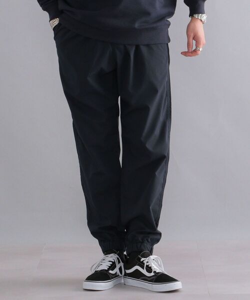 SHIPS(シップス)の「【WEB限定】SHIPS: 吸水速乾・UVケア Drymix(R) ハイカウント テーパード クライミング パンツ(その他パンツ・メンズ・ネイビー/ブルー・SMALL/MEDIUM/LARGE/X-LARGE)」の2枚目の写真