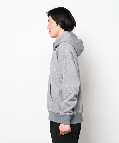 G-STAR(ジースター)の「UNISEX CORE OVERSIZED HOODED SWEATER/ロゴパーカー/オーバーサイズ(パーカー・メンズ・ヘザーグレー/ダークブラック・SMALL/MEDIUM/LARGE/X-LARGE/X-SMALL)」の16枚目の写真