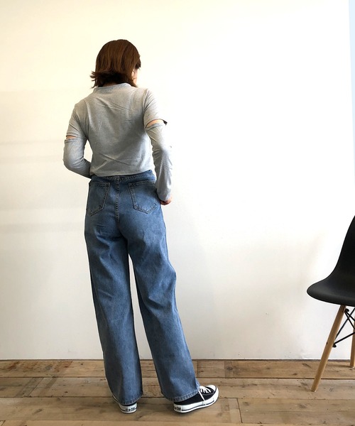 Kotoe(コトエ)の「レディース クロップド スリーブスリット カットソー 長袖 二の腕あき ヘルシー 肌見せ(Tシャツ/カットソー・レディース・ホワイト/ブラック/グレー・M/L)」の10枚目の写真