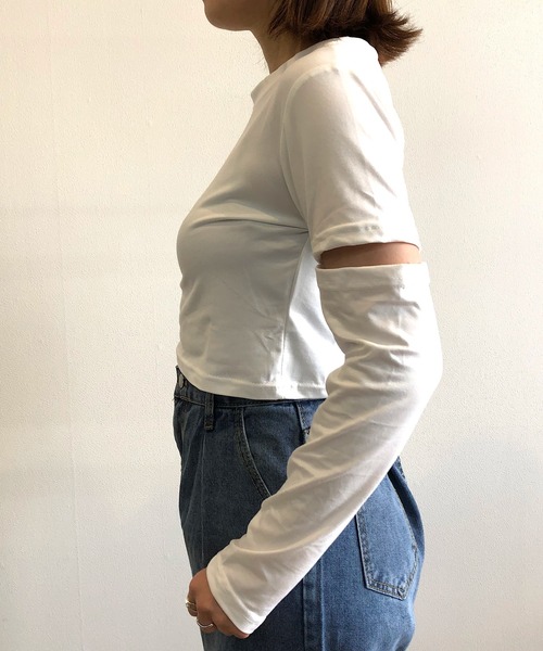 Kotoe(コトエ)の「レディース クロップド スリーブスリット カットソー 長袖 二の腕あき ヘルシー 肌見せ(Tシャツ/カットソー・レディース・ホワイト/ブラック/グレー・M/L)」の12枚目の写真