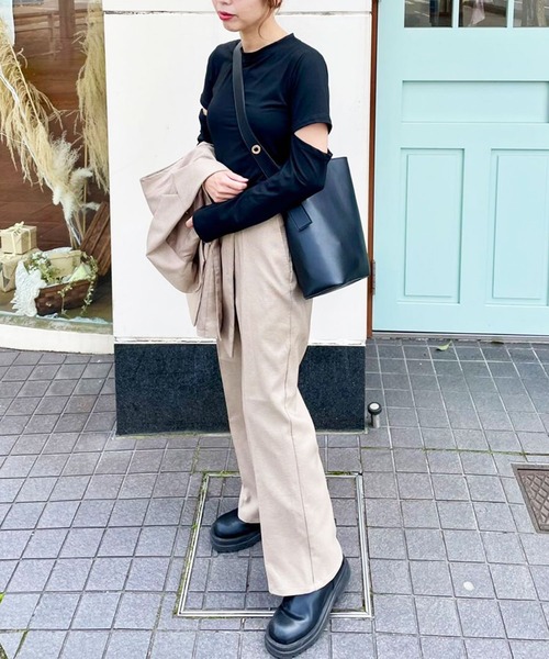 Kotoe(コトエ)の「レディース クロップド スリーブスリット カットソー 長袖 二の腕あき ヘルシー 肌見せ(Tシャツ/カットソー・レディース・ホワイト/ブラック/グレー・M/L)」の17枚目の写真