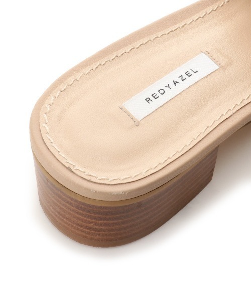 REDYAZEL（レディアゼル）の「スクエアトゥフラットサンダル（サンダル・レディース・ベージュ/グリーン・SMALL/MEDIUM/LARGE）」の7枚目の写真