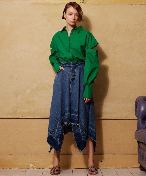 REDYAZEL（レディアゼル）の「スクエアトゥフラットサンダル（サンダル・レディース・ベージュ/グリーン・SMALL/MEDIUM/LARGE）」の17枚目の写真