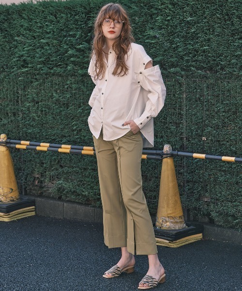 REDYAZEL（レディアゼル）の「スクエアトゥフラットサンダル（サンダル・レディース・ベージュ/グリーン・SMALL/MEDIUM/LARGE）」の20枚目の写真