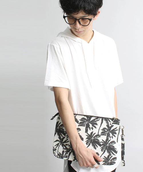 WEGO（ウィゴー）の「WEGO/パターンクラッチバッグ（クラッチバッグ・メンズ・ホワイト/ブルー/イエロー・FREE）」の2枚目の写真