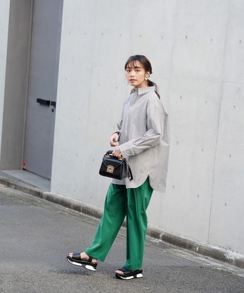 NAVY(ネイビー)の「カラフルストライプシャツ(シャツ/ブラウス・レディース・イエロー/グリーン/ピンク/ブラック/ブルー/ホワイト/オフホワイト・フリー)」の11枚目の写真