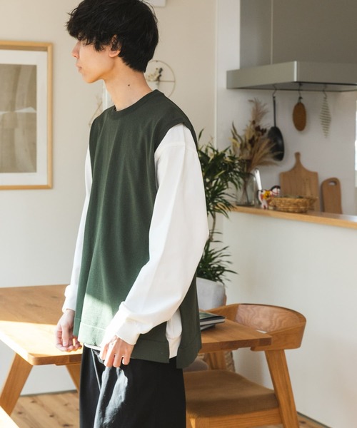 FORK&SPOON(フォークアンドスプーン)の「FORK&SPOON ドライタッチニットベスト(ベスト・メンズ・チャコールグレー/ベージュ/グリーン系その他・4/5)」の16枚目の写真