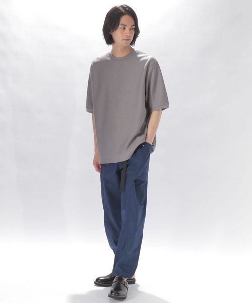 niko and...(ニコアンド)の「スタンダードハーフスリーブトレーナー(Tシャツ/カットソー・メンズ・ネイビー/グレー/アイボリー・SMALL/MEDIUM/LARGE)」の4枚目の写真
