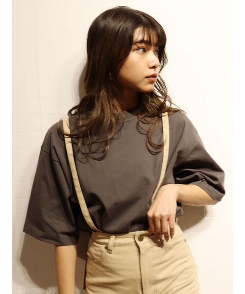 MURUA（ムルーア）の「ベーシックTシャツ（Tシャツ/カットソー・レディース・ブラック/ダークグレー/ホワイト/ピンク・FREE）」の4枚目の写真