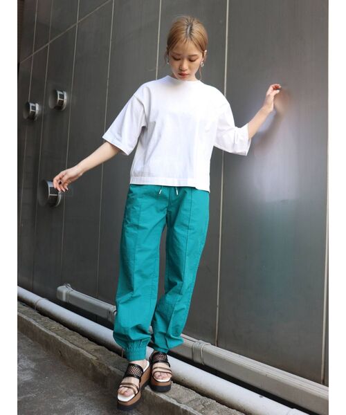 MURUA（ムルーア）の「ベーシックTシャツ（Tシャツ/カットソー・レディース・ブラック/ダークグレー/ホワイト/ピンク・FREE）」の10枚目の写真