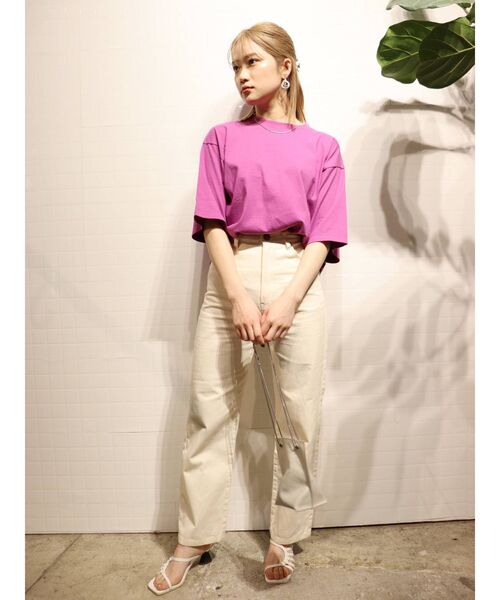 MURUA（ムルーア）の「ベーシックTシャツ（Tシャツ/カットソー・レディース・ブラック/ダークグレー/ホワイト/ピンク・FREE）」の16枚目の写真