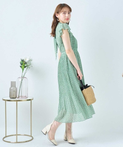 WILLSELECTION（ウィルセレクション）の「【Limited Item】ラッフルケシプリーツワンピース（ワンピース・レディース・ブラック/グリーン・MEDIUM）」の9枚目の写真