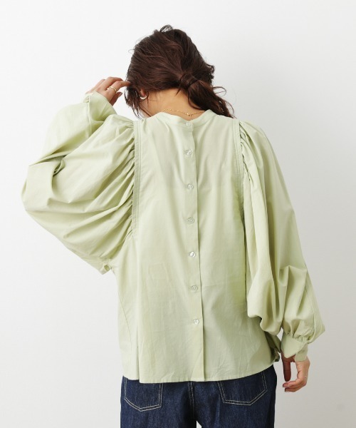 RODEO CROWNS WIDE BOWL（ロデオクラウンズワイドボウル）の「ボリュームスリーブ2WAYシャツ（シャツ/ブラウス・レディース・ホワイト/ブラック/ライトカーキ・FREE）」の15枚目の写真