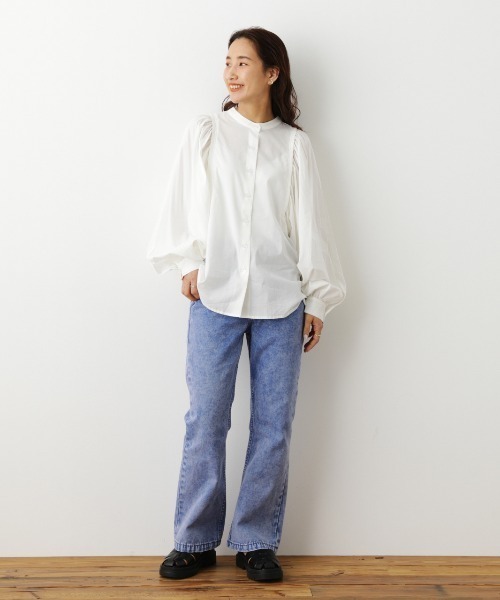 RODEO CROWNS WIDE BOWL（ロデオクラウンズワイドボウル）の「ボリュームスリーブ2WAYシャツ（シャツ/ブラウス・レディース・ホワイト/ブラック/ライトカーキ・FREE）」の16枚目の写真