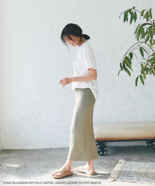 OOFOS（ウーフォス）の「OOFOS/ウーフォス/OOriginalサンダル（サンダル・レディース・グレー系その他/モカ/ブラック・23/24）」の19枚目の写真