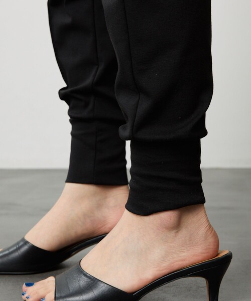 Aresense（アーセンス）の「Aresense/アーセンス ジョガーパンツ（スウェットパンツ・レディース・ブラック/ベージュ・ﾌﾘ-）」の10枚目の写真