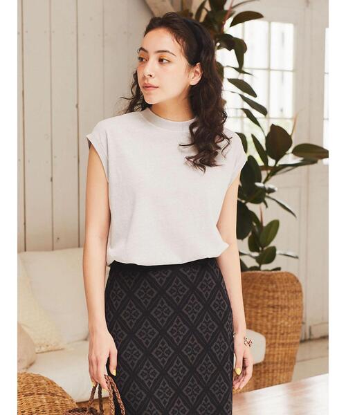 earth music&ecology(アースミュージックアンドエコロジー)の「ピグメントダイノースリーブプルオーバー(Tシャツ/カットソー・レディース・ライトグレー/オリーブ/アイボリー/テラコッタ・FREE)」の21枚目の写真