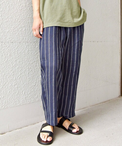 SHIPS any(シップス エニィ)の「SHIPS any: リネン ブークレ テーパード イージーパンツ(その他パンツ・メンズ・ブラウン/ネイビー・SMALL/MEDIUM/LARGE/X-LARGE)」の15枚目の写真