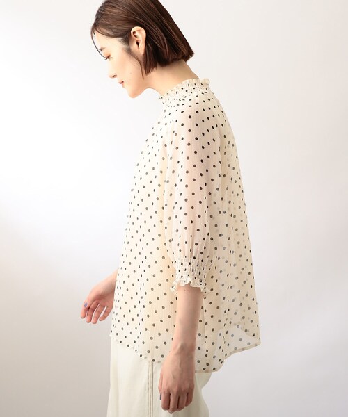 THE SHOP TK （ザ ショップ ティーケー ）の「◆【程よい透け感】ドットシャーリングブラウス（シャツ/ブラウス・レディース・ベージュ系/ホワイト系その他/ブラック系・11/12）」の15枚目の写真