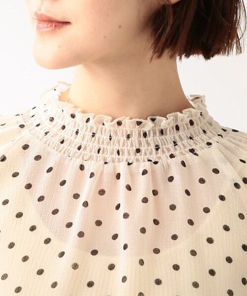 THE SHOP TK （ザ ショップ ティーケー ）の「◆【程よい透け感】ドットシャーリングブラウス（シャツ/ブラウス・レディース・ベージュ系/ホワイト系その他/ブラック系・11/12）」の22枚目の写真