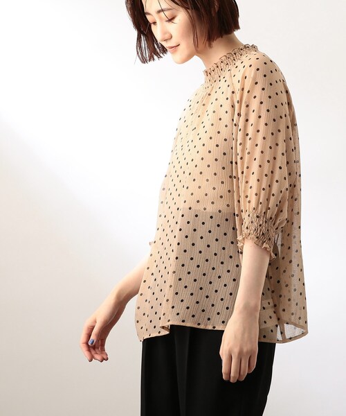 THE SHOP TK （ザ ショップ ティーケー ）の「◆【程よい透け感】ドットシャーリングブラウス（シャツ/ブラウス・レディース・ベージュ系/ホワイト系その他/ブラック系・11/12）」の14枚目の写真
