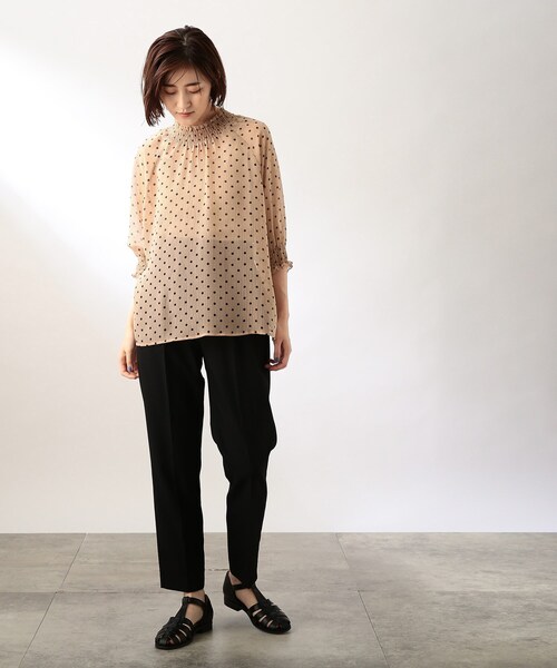 THE SHOP TK （ザ ショップ ティーケー ）の「◆【程よい透け感】ドットシャーリングブラウス（シャツ/ブラウス・レディース・ベージュ系/ホワイト系その他/ブラック系・11/12）」の8枚目の写真
